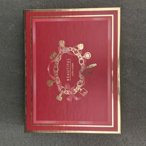 Estee Lauder Beautiful empty box